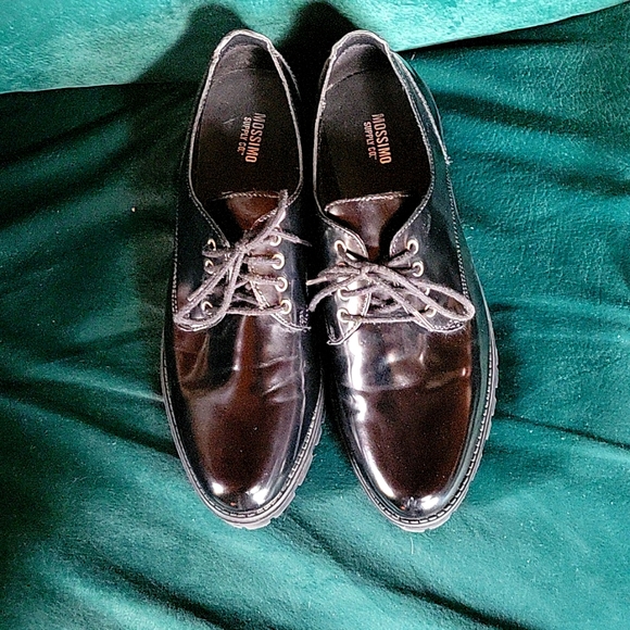 Mossimo Supply Co. Shoes - Like New Flashy black shoes